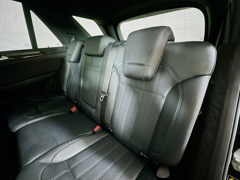 Certified 2018 Mercedes-Benz GLE 350 4MATIC image 25