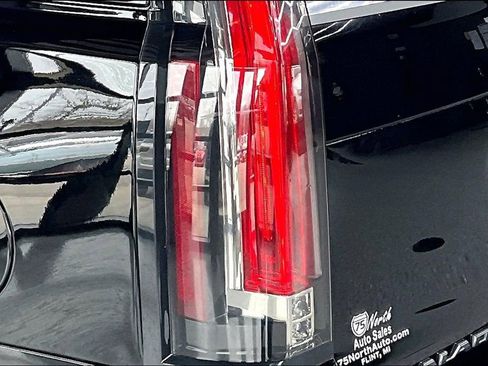 Used 2016 Cadillac Escalade Premium AWD/4WD image 22