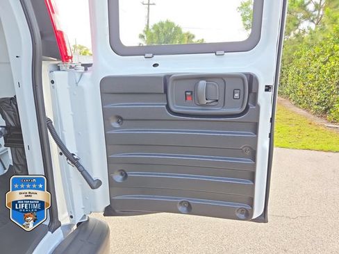 New 2026 GMC Savana 3500 Extended w/ Driver Convenience Package RWD image 6