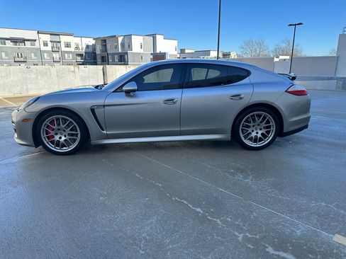 Used 2013 Porsche Panamera GTS image 5