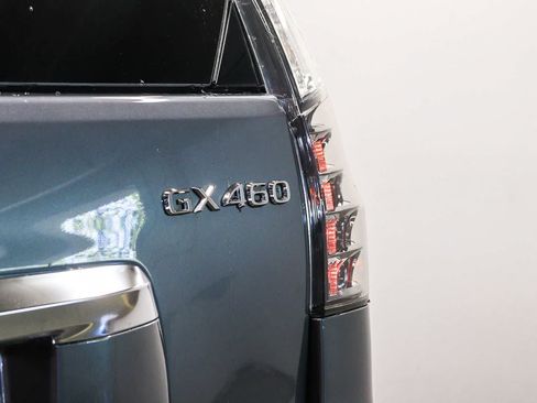 Used 2021 Lexus GX 460 Premium w/ Premium Package AWD/4WD image 11