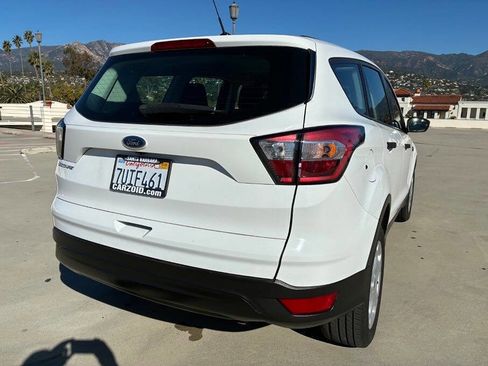 Used 2017 Ford Escape S image 10