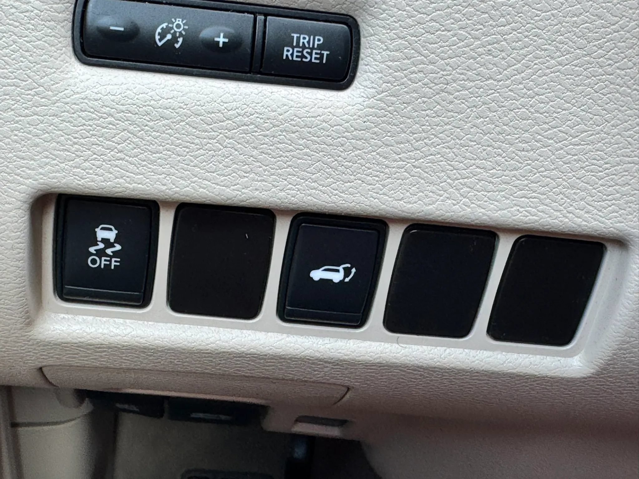Used 2015 Nissan Murano SL w/ Cargo Package FWD image 30