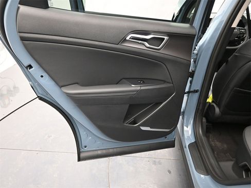 New 2026 Kia Sportage AWD Hybrid image 17