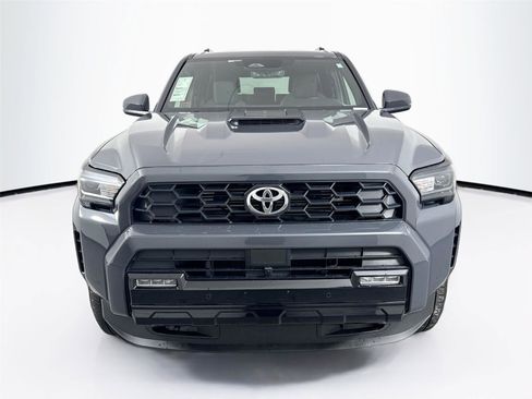Used 2025 Toyota 4Runner TRD Sport AWD/4WD image 9