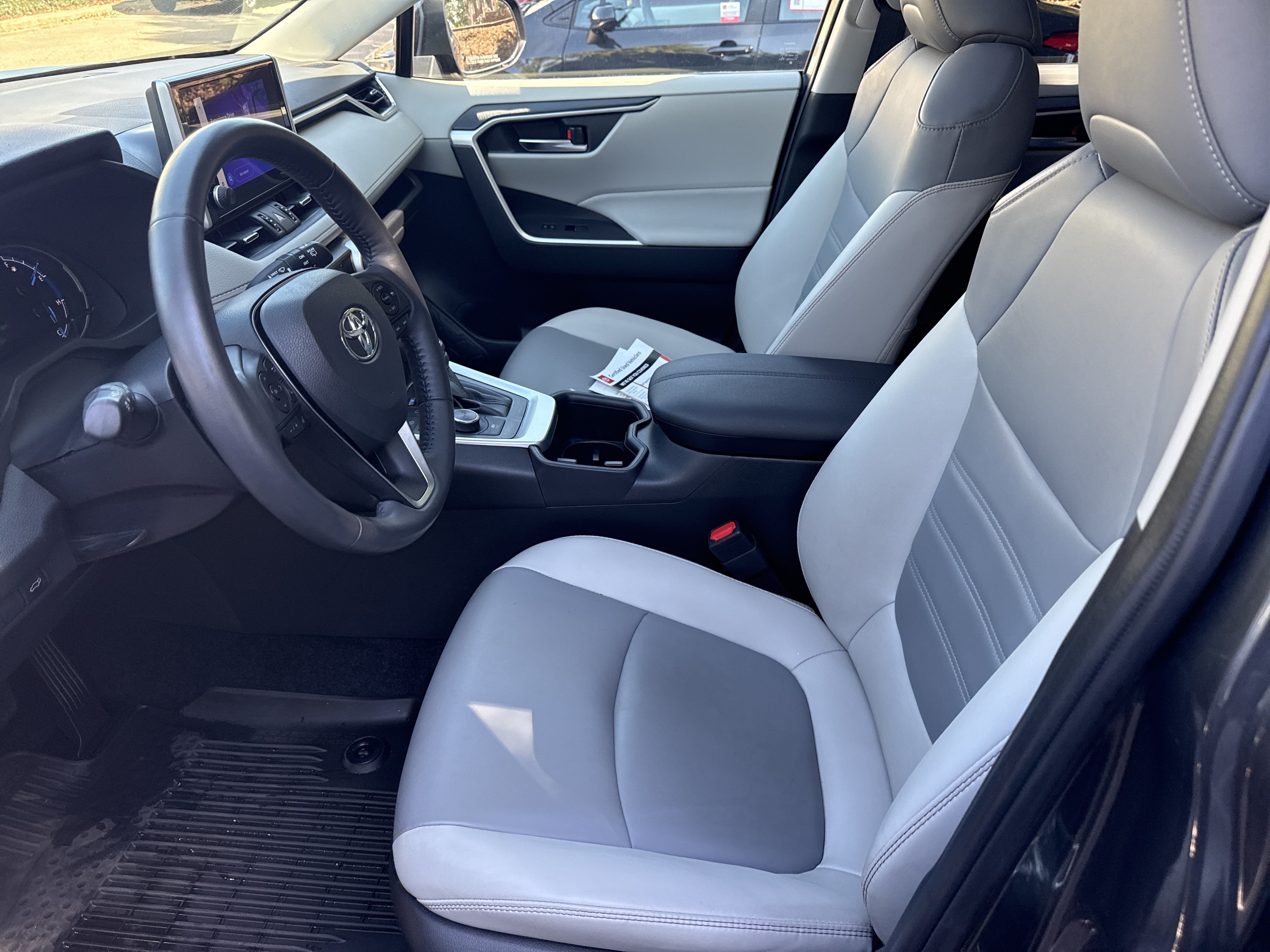 Used 2024 Toyota RAV4 XLE Premium w/ Weather Package AWD/4WD image 16