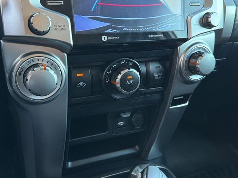 Used 2024 Toyota 4Runner SR5 image 28