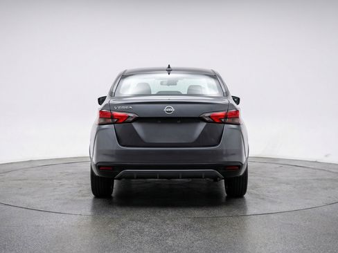 Used 2025 Nissan Versa SV FWD image 7
