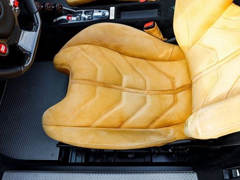 Used 2015 Ferrari 458 Speciale A image 21