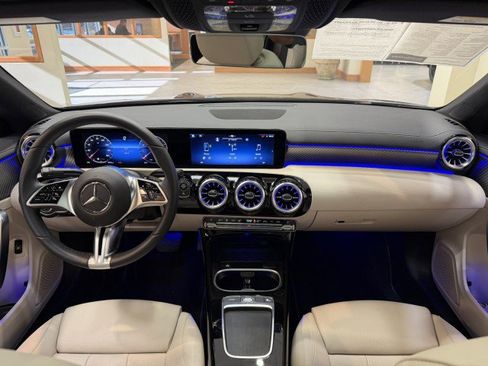 Certified 2025 Mercedes-Benz CLA 250 image 7