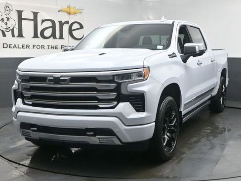 New 2026 Chevrolet Silverado 1500 High Country AWD/4WD image 7