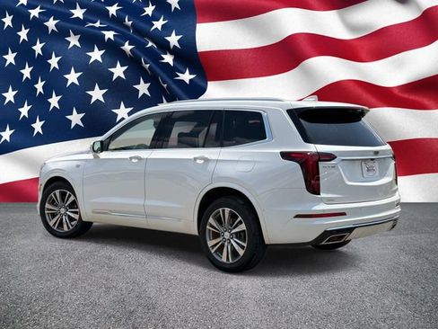 Used 2022 Cadillac XT6 Premium Luxury w/ Platinum Package AWD/4WD image 12