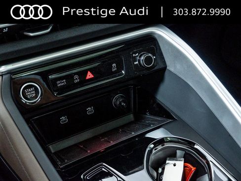 Used 2025 Audi Q5 Premium w/ Convenience Package image 18