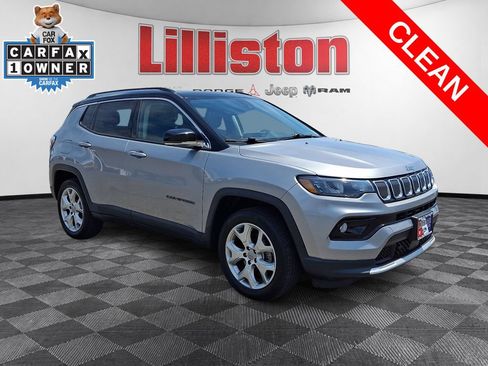 Used 2022 Jeep Compass Limited w/ Sun and Sound Group AWD/4WD image 3