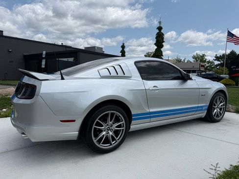 Used 2014 Ford Mustang GT w/ Electronics Package RWD image 5