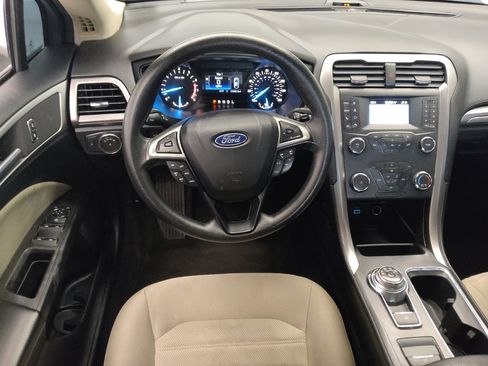 Used 2020 Ford Fusion S FWD image 22