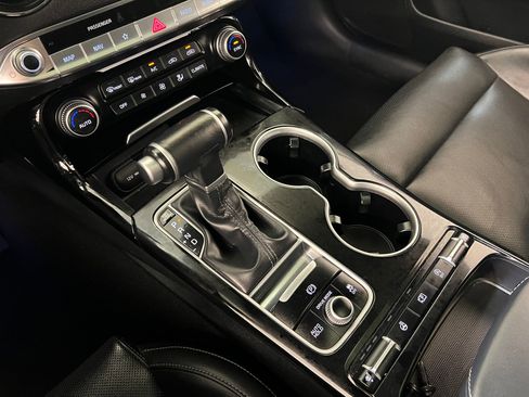 Used 2022 Kia Stinger GT-Line w/ Sun & Sound Package image 18