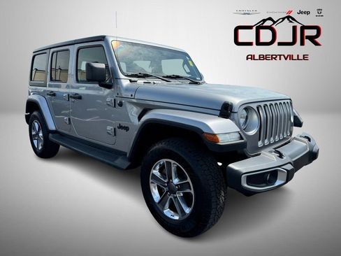 Used 2020 Jeep Wrangler Unlimited Sahara AWD/4WD image 1