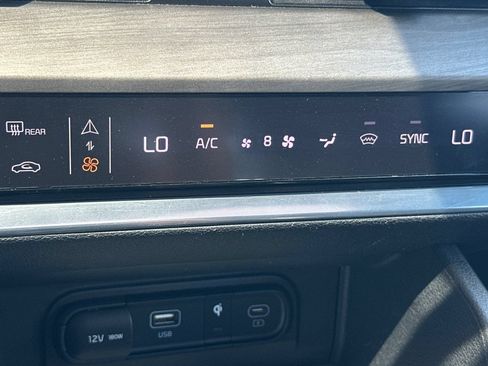 Used 2023 Kia Sportage X-Pro Prestige AWD/4WD image 17
