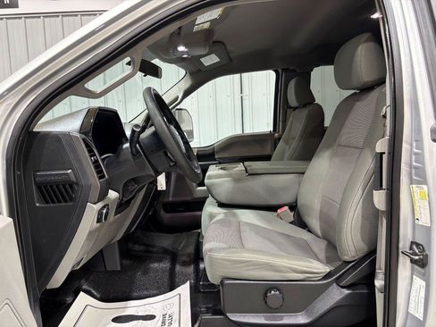 Used 2018 Ford F250 XL w/ Power Equipment Group AWD/4WD image 11