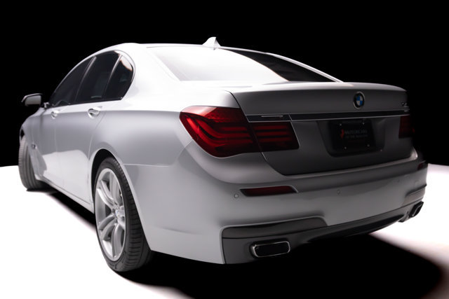 Used 2014 BMW 750i RWD image 25