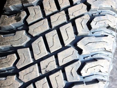 Used 2022 Nissan Titan SV w/ SV Convenience Package image 45