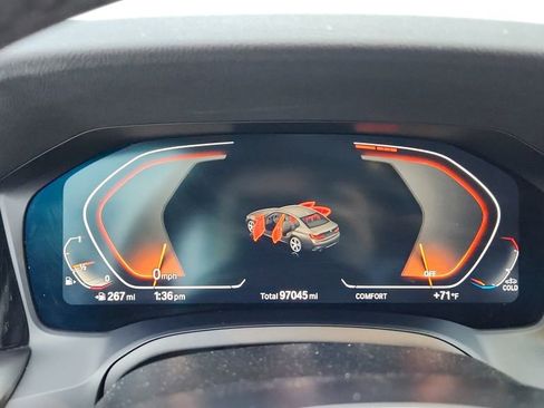 Used 2022 BMW 330i Sedan w/ M Sport Package image 27