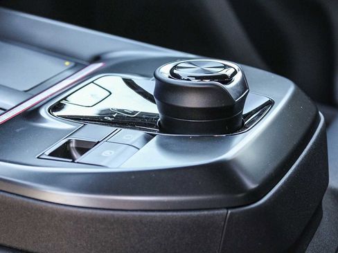 New 2026 Subaru Solterra Premium image 22