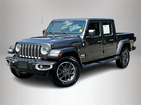 Used 2021 Jeep Gladiator Overland image 4