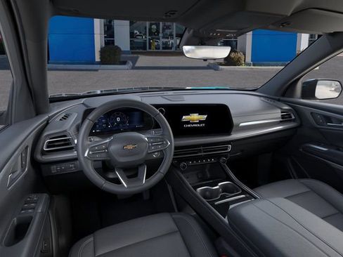 New 2026 Chevrolet Traverse LT w/ Driver Confidence Package image 15