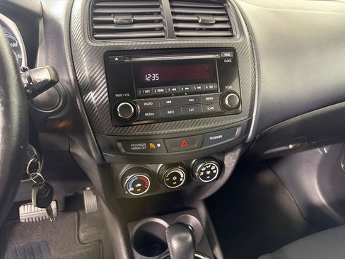 Used 2015 Mitsubishi Outlander Sport ES FWD image 13