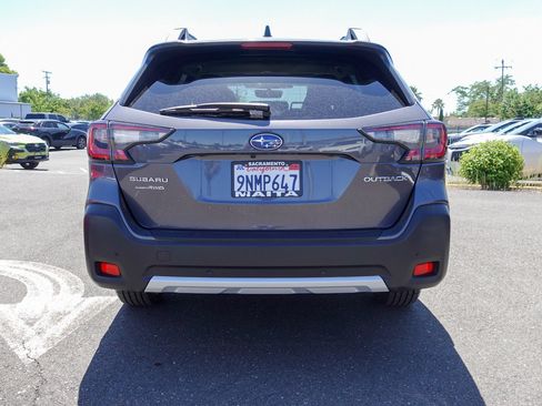 Certified 2024 Subaru Outback Limited AWD/4WD image 6