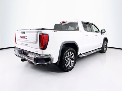 Used 2023 GMC Sierra 1500 SLT w/ SLT Premium Package AWD/4WD image 11