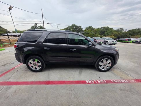 Used 2017 GMC Acadia Limited SLT FWD image 16