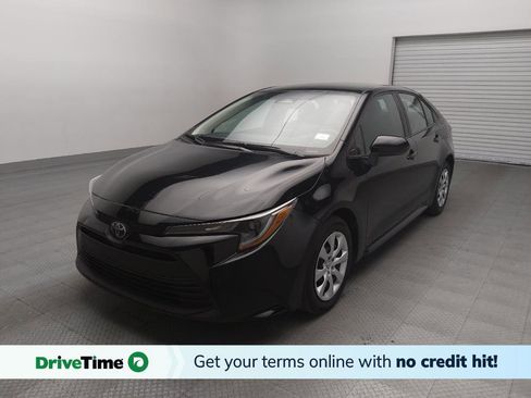 Used 2025 Toyota Corolla LE FWD image 1