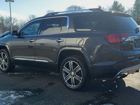 Certified 2019 GMC Acadia Denali image 4