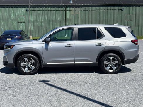 Used 2023 Honda Pilot EX-L image 4