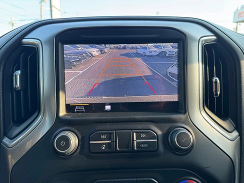 Used 2019 Chevrolet Silverado 1500 LT Trail Boss AWD/4WD image 32