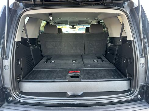 Used 2019 GMC Yukon SLE image 28