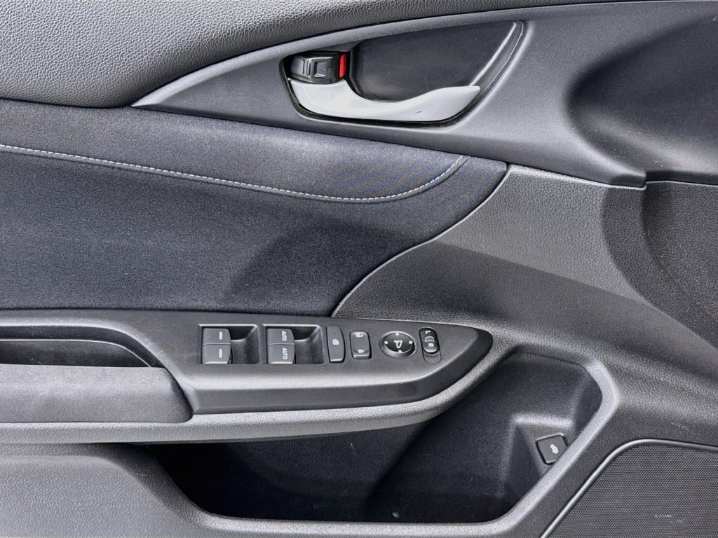 Used 2019 Honda Insight EX image 21