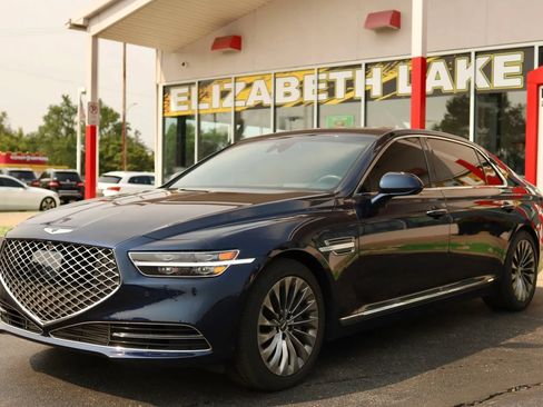 Used 2020 Genesis G90 3.3T Premium RWD image 1