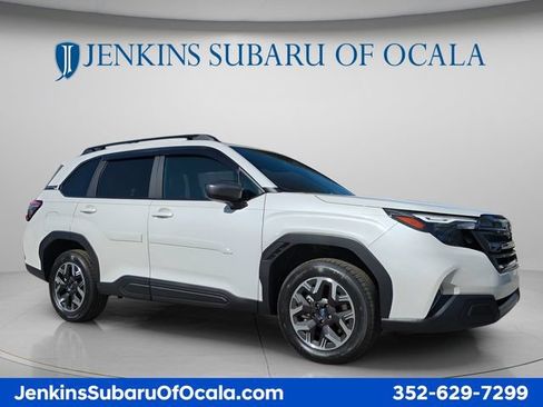 Used 2026 Subaru Forester Premium AWD/4WD image 1