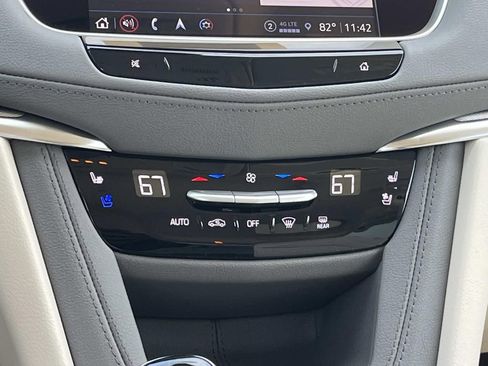 New 2026 Cadillac XT5 Premium Luxury w/ Driver Assist Package image 17