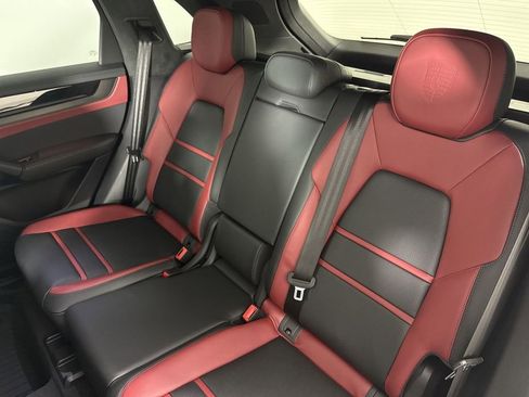 New 2026 Porsche Cayenne GTS image 22