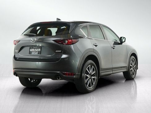 Used 2018 MAZDA CX-5 Touring w/ Preferred Equipment Package AWD/4WD image 5
