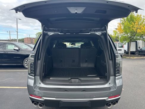 New 2026 Chevrolet Suburban Premier w/ Sun And Tow Package image 5
