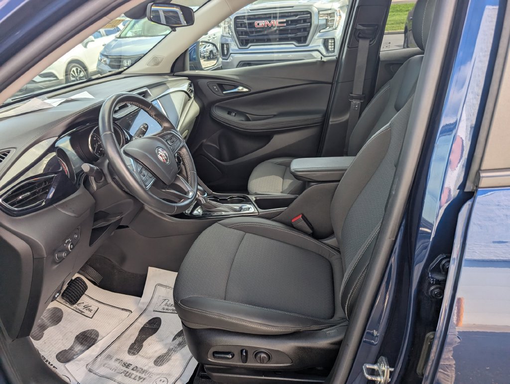 Used 2022 Buick Encore GX Preferred w/ Cold Weather Comfort Package FWD image 13