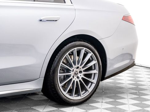 Used 2022 Mercedes-Benz S 580 4MATIC Sedan image 33