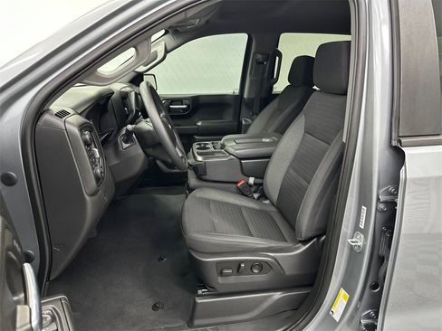 Used 2023 Chevrolet Silverado 1500 Custom image 9