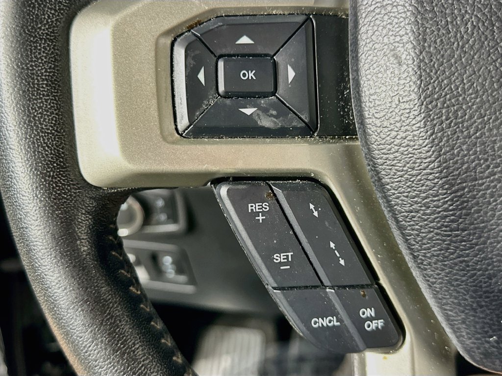Used 2020 Ford F150 Lariat w/ Equipment Group 502A Luxury AWD/4WD image 25
